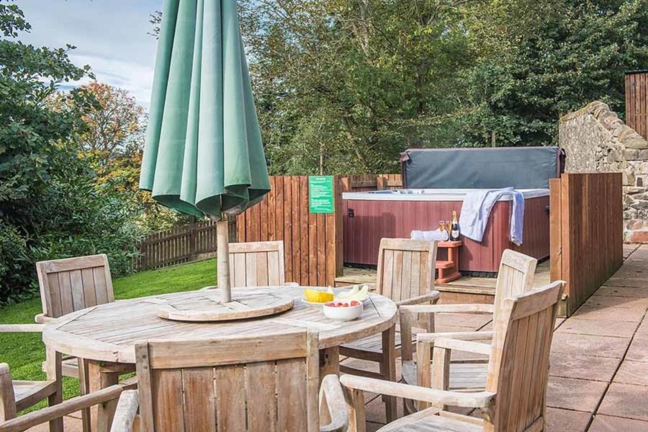 Forgandenny The Granary With Hot Tub Near Perth Perthshireヴィラ エクステリア 写真
